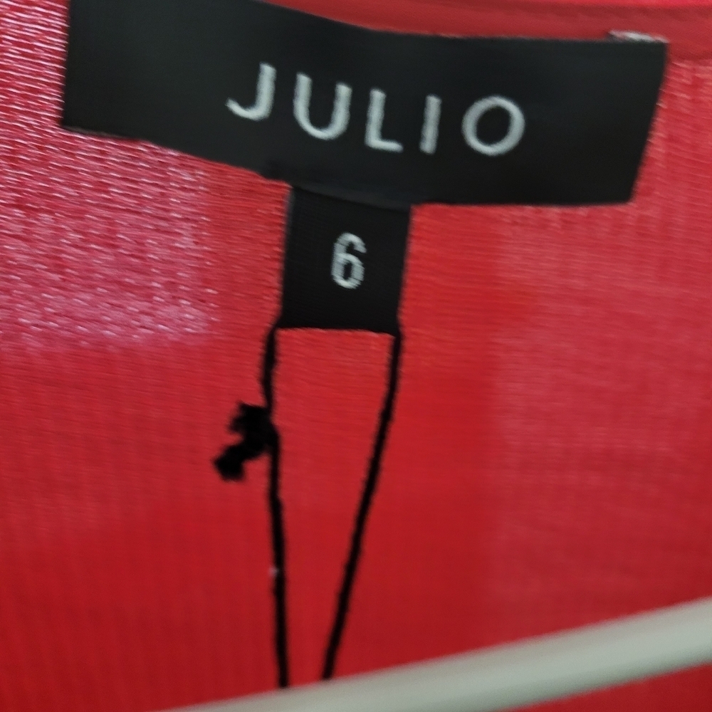 Julio Elegant Red Button-Down Dress - Picture 2 of 2